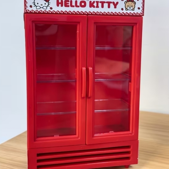 Hello Kitty Red Play Fridge - Picture 6 of 7
